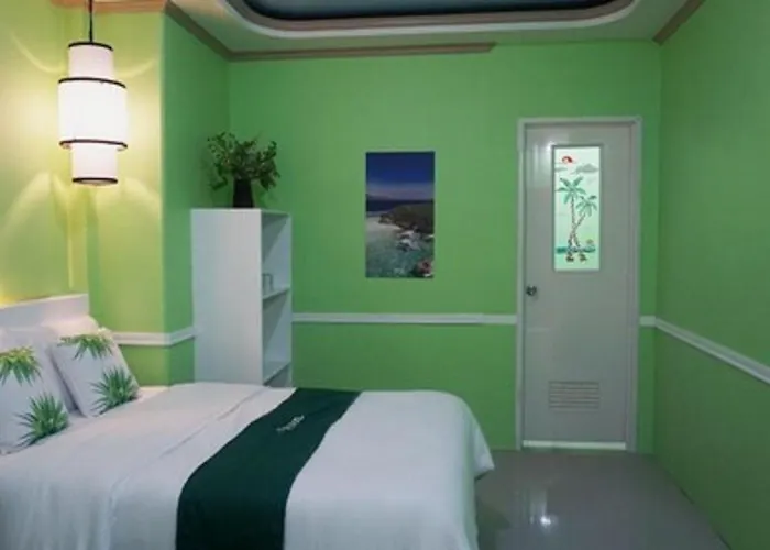 Hotell New Village By Cocotel (adults Only) Oslob